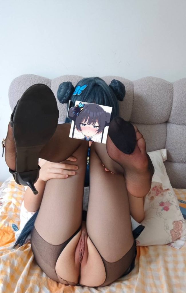 安小小 双马尾白丝粉嫩少萝【15P+2V】-秘密图库